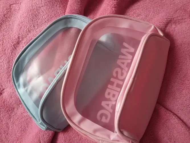 necessária washbag