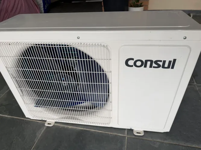 Condensadora AR 12 mil BTU Cônsul
