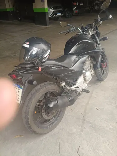 CB 300 vendo preta revisada