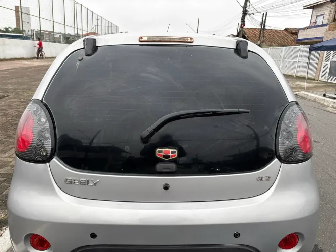Geely GC2 1.0 12V 68cv 5P 2015