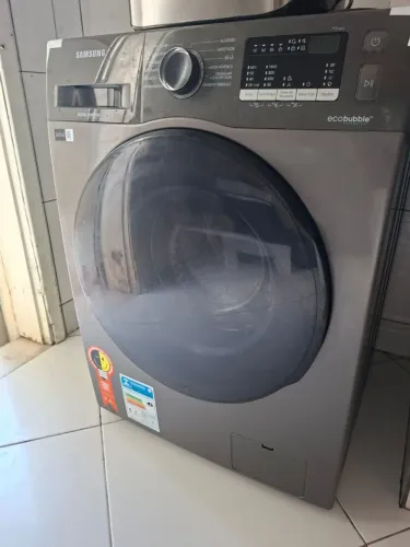 Lava e seca Samsung WD11A 11kg (com garantia de fábrica)