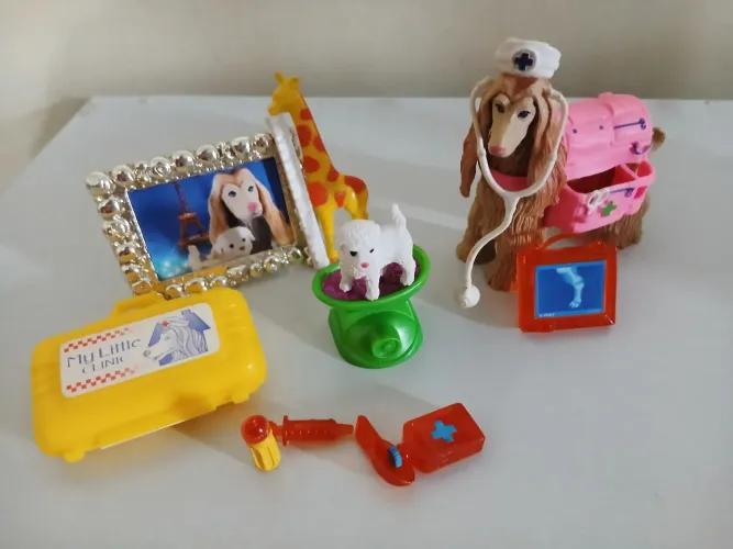 Brinquedo Vintage Dogs N Fun Afghan Médica Veterinária<br><br>Anúncio