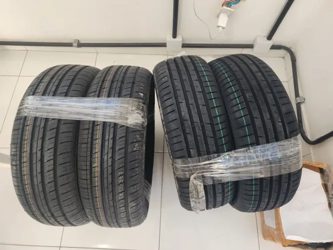 Pneu aro 16 195/55 NOVO