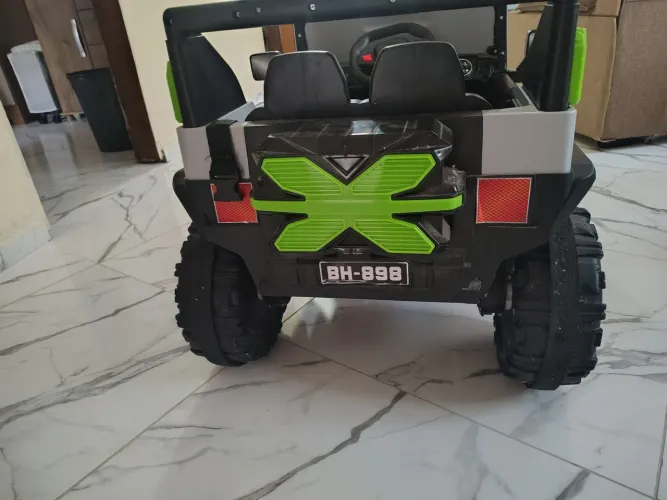 Carrinho Jeep Elétrico 
