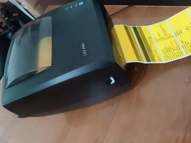 Impressora zebra bematech imprime adesivos etiquetas sem marcas de uso