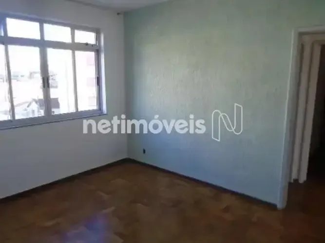 Excelente apartamento 03 quartos no Nova Granada