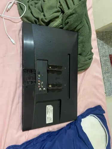 Vendo Tela PC LG 