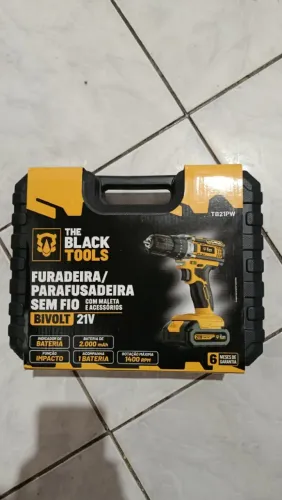 Furadeira e Parafusadeira de Impacto 21v Black Tools