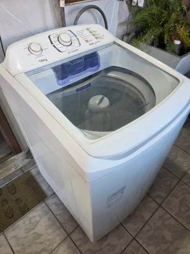 Máquina de Lavar Electrolux 16kg Branca Turbo Economia Silenciosa
