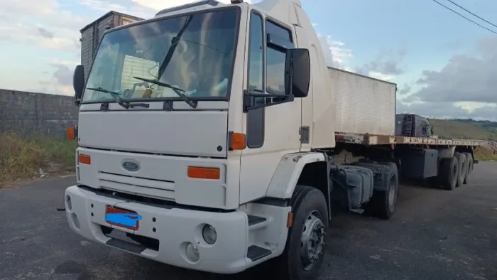 CAVALINHO 4X2 TOCO FORD CARGO 4532 - ANO 2008 ? LEITO -  DESEMPENHO E CONFIABILIDADE!