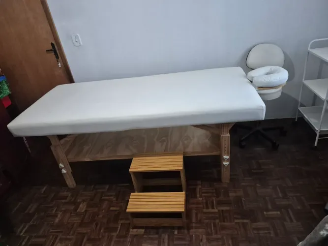Maca com escada, mocho e 2 carrinhos auxiliares 