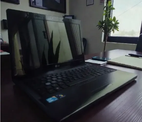 Notebook LG S425 - I3 com SSD