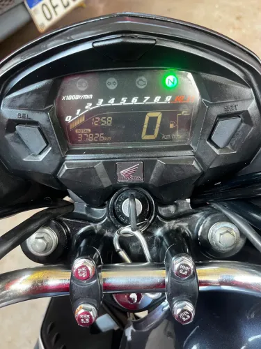Vende-se CG TITAN 160