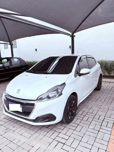 Peugeot 208 Active 1.2 Flex 12V 5P Mec. 2018