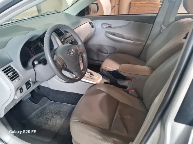 Toyota Corolla XEI 2.0 Flex 16V Aut. 2011