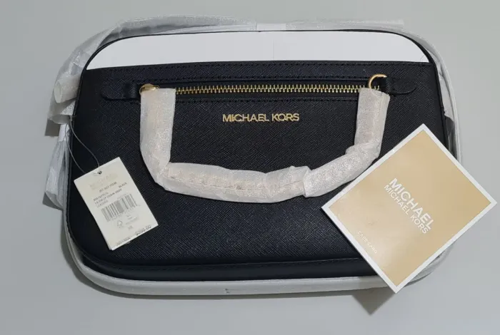Bolsa Michael kors Jet Set Preta 