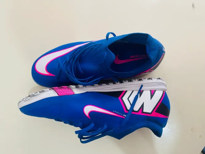 Chuteira Nike mercurial PRO N41