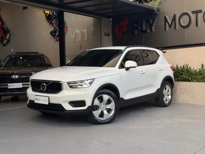 Volvo XC40 T-4 2.0 190cv FWD 2020