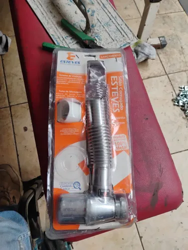 Sifão em metal