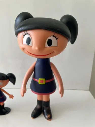 Bonecas Show da Luna ( tamanho médio da marca estrela e duas pequenas )