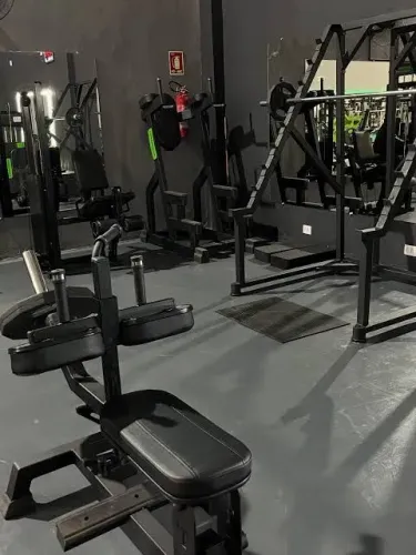 Equipamento de treino musculação para casa