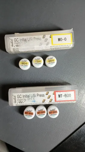 Pastilhas Emax - injeção de dissilicato