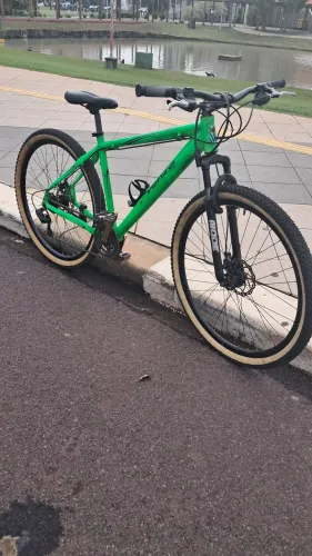 Venzo aro 29