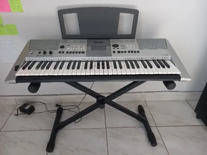 Teclado Teclado Yamaha PSR E413