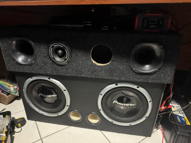 Som Automotivo Completo - PRA VENDER RÁPIDO!!