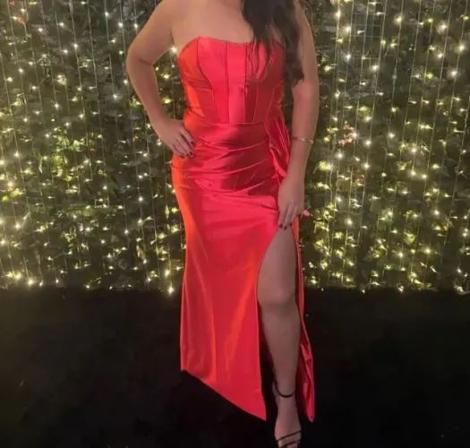 vestido longo vermelho para festas sociais