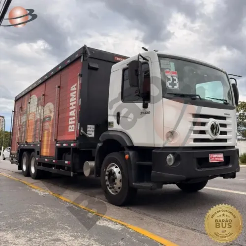 VW 23230 ROBUST COM BAIA DE BEBIDAS
