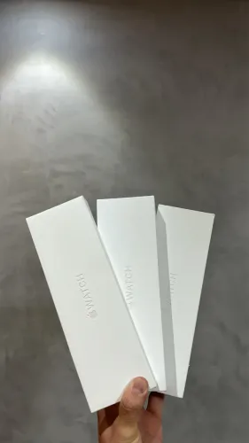 Apple Watch - Séries 11 46mm | Lacrados  