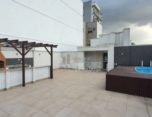 Apartamento a venda com varanda, 2 quartos, suíte, vaga de garagem, piscina, rua Dona Mari