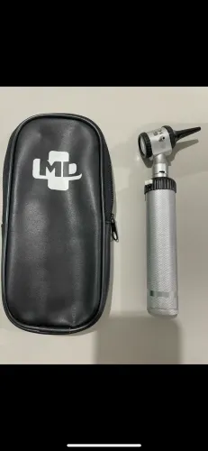 Otoscópio novo