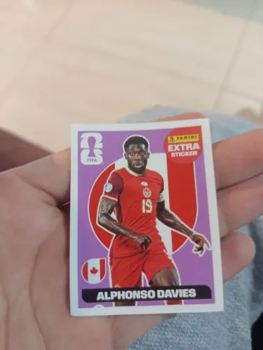 Extra sticker ALPHONSO DAVIE (ROXO)