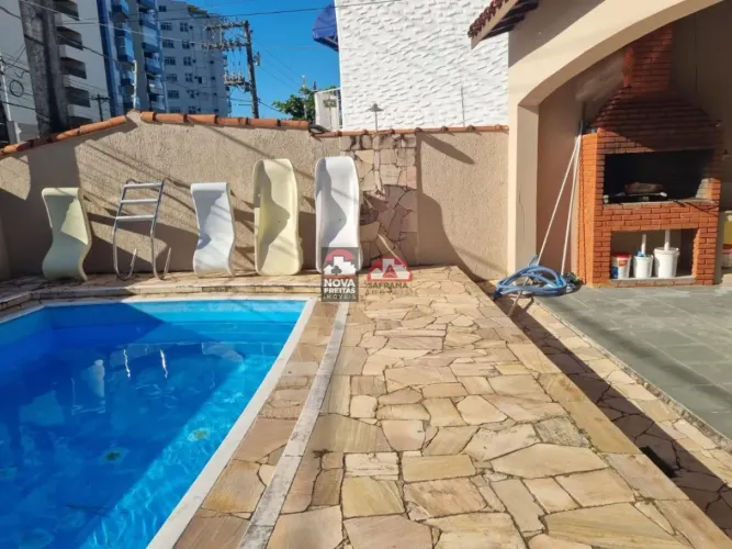CASA AMPLA COM PISCINA E CHURRASQUEIRA - PRAIA MARTIM DE SÁ
