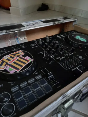 CONTROLADORA PIONEER DDJ 400