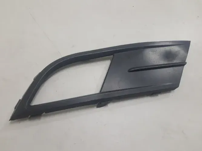 Acabamento Farol De Milha Vw Jetta L.d 2017 Original 21912