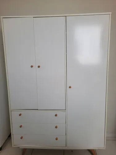 Guarda-Roupa Casal Retrô Plus 3 PT 3 GV Branco Acetinado