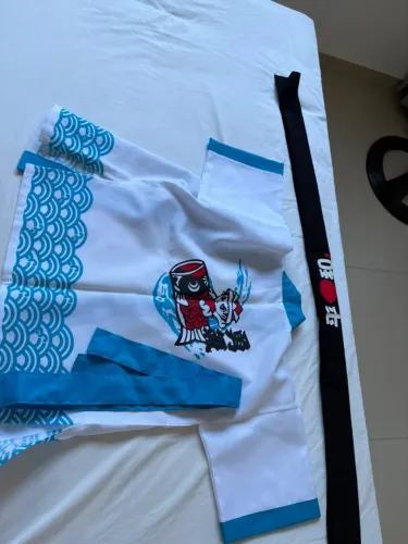 Kimono menino chinês/japonês