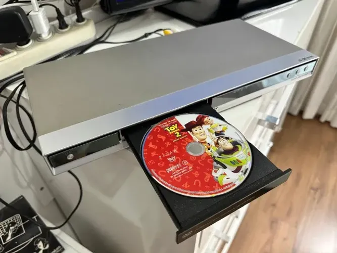 DVD player Sony DVP-NS57P Sem controle