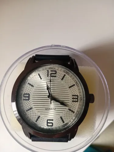 Relógio de pulso analógico