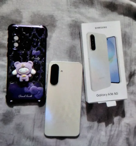 Samsung a36,5g,256gb.8ram cor verde novo vai na caixa com carregado original