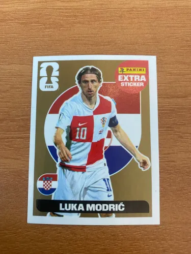 Figurinha LUKA MODRIC - LEGENDE OURO