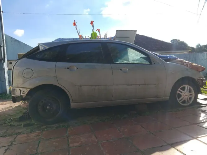 Ford Focus 2.0 16v/se/se Plus Flex 5P Aut. 2005