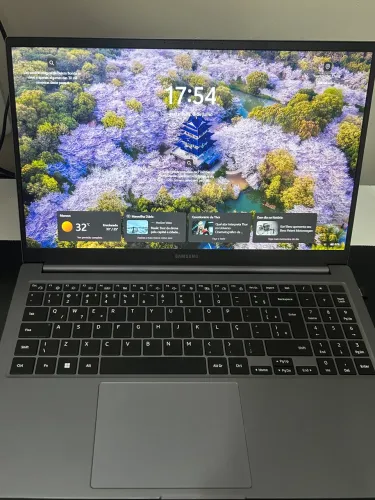 Vendo Galaxy Book4 i5-1335U, 16GB, 512GB SSD