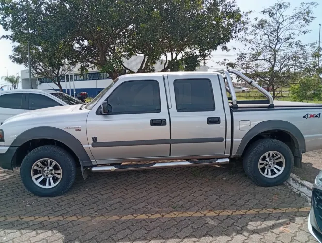 Ford Ranger XLS 2.8 8V 135cv 4X4 CS TB Diesel 2005