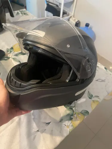 2 CAPACETE PARA MOTO SEMI-NOVO