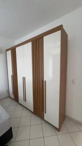Guarda roupa - 6 portas