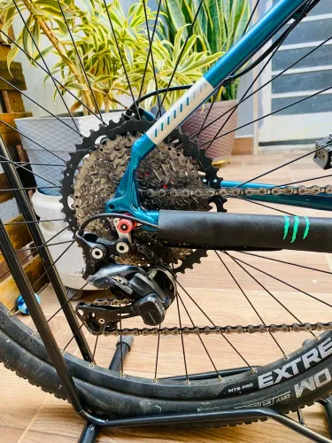 Bicicleta cannondale tamanho 17